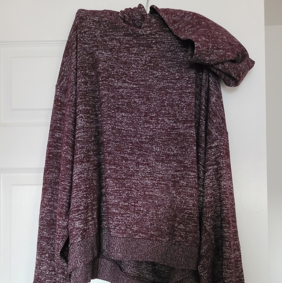 Burgundy Sweatshirt - Picture 3 of 6